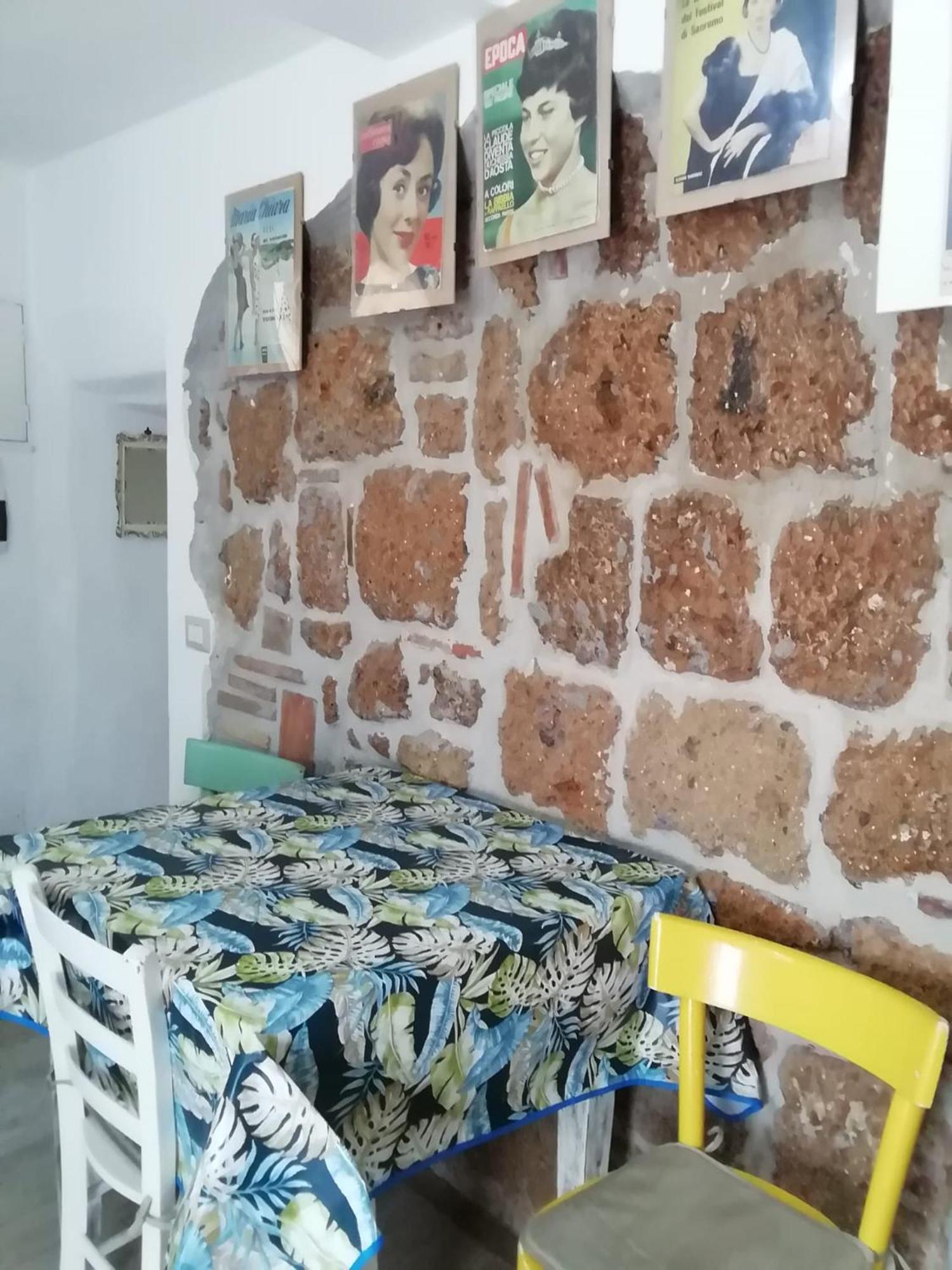 Casa Vacanza La Mia Casetta Сутри Екстериор снимка